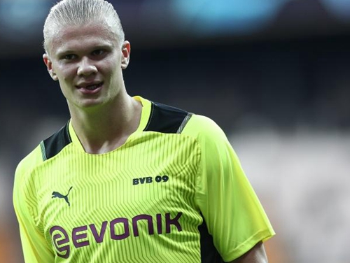 小科普：杨瀚森两次换下开拓者被打出10-0和13-0，最后输23分