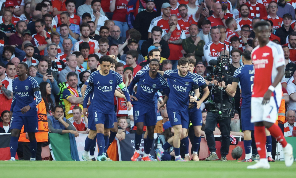 官方：FC东京攻击手俵积田晃太大腿肌肉受伤，本赛季报销