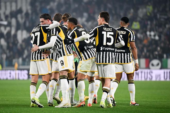 足球国足训练营加入体能测试项目